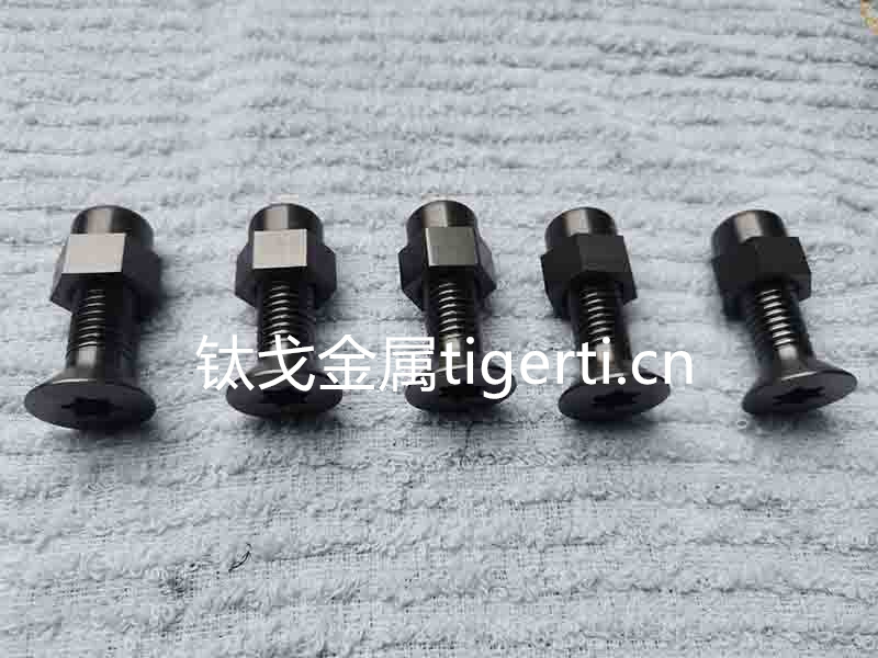 寶雞鈦戈金屬全廠上下齊心協(xié)力！加班加點(diǎn)，力趕工期！